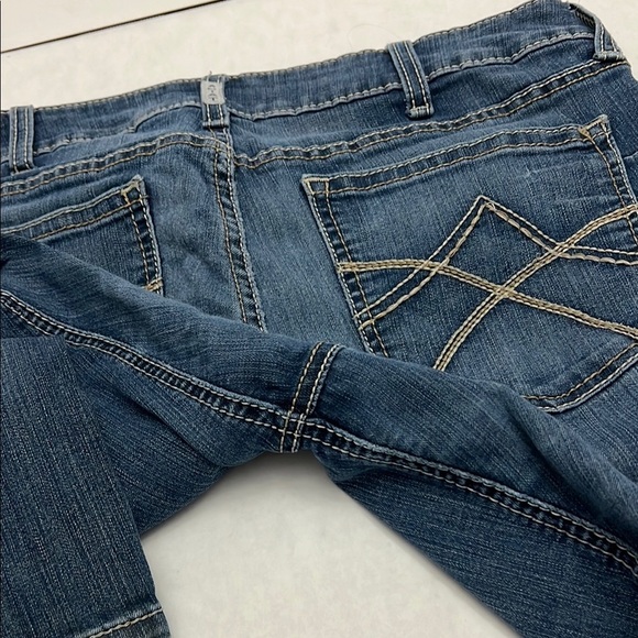 Women's Blue Jeans - Picture 6 of 8